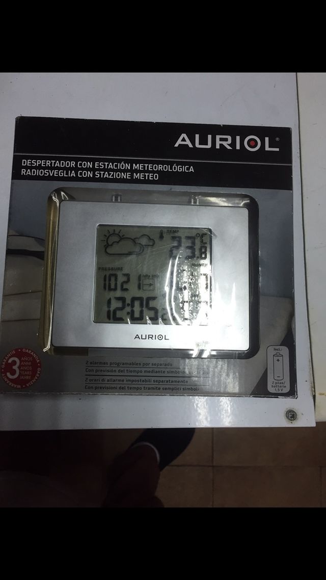 Despertador con estación metereològica