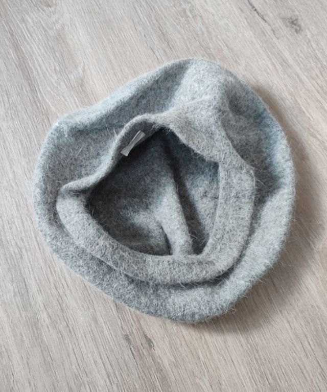 Varios gorros / boinas mujer