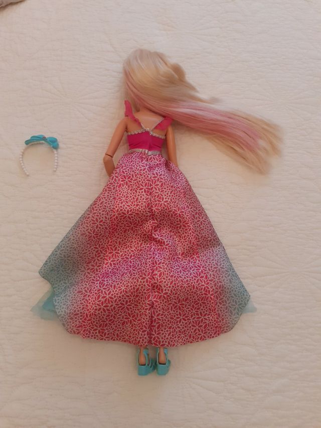 Barbie Gran Princesa, Es grande