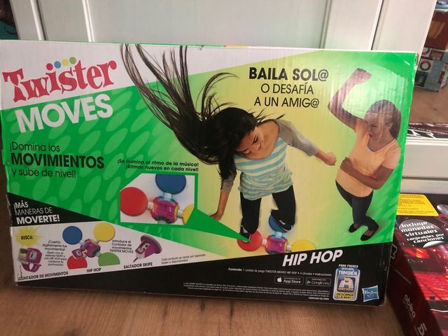 Juego TWISTER MOVES