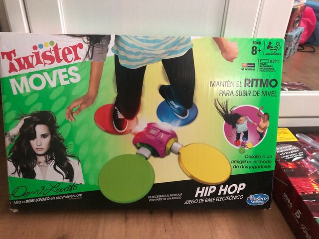 Juego TWISTER MOVES