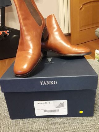 Botines piel nuevos de segunda mano por 50 EUR en Ruesga en WALLAPOP