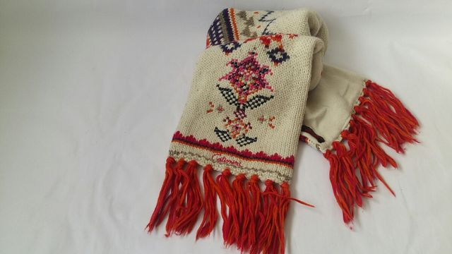 Gorro, bufanda y manoplas Catimini. T 3 años.