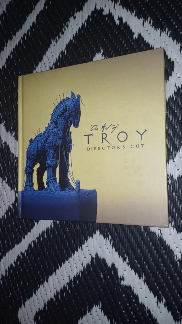 TROYA EDICIÓN COLECCIONISTA LIBRO + BLU RAY + DVD