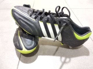 Botas de fútbol ADIDAS - Adipure 11 Pro TRX de segunda mano por 30 EUR en  Girona en WALLAPOP
