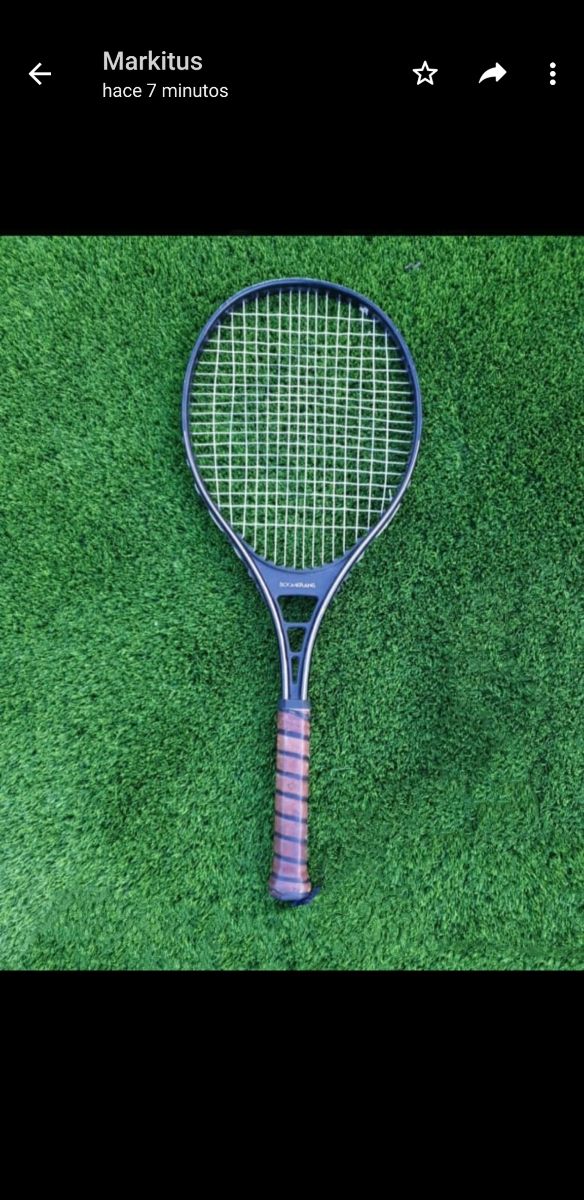 Raquetas a 10€. la roja está vendida.