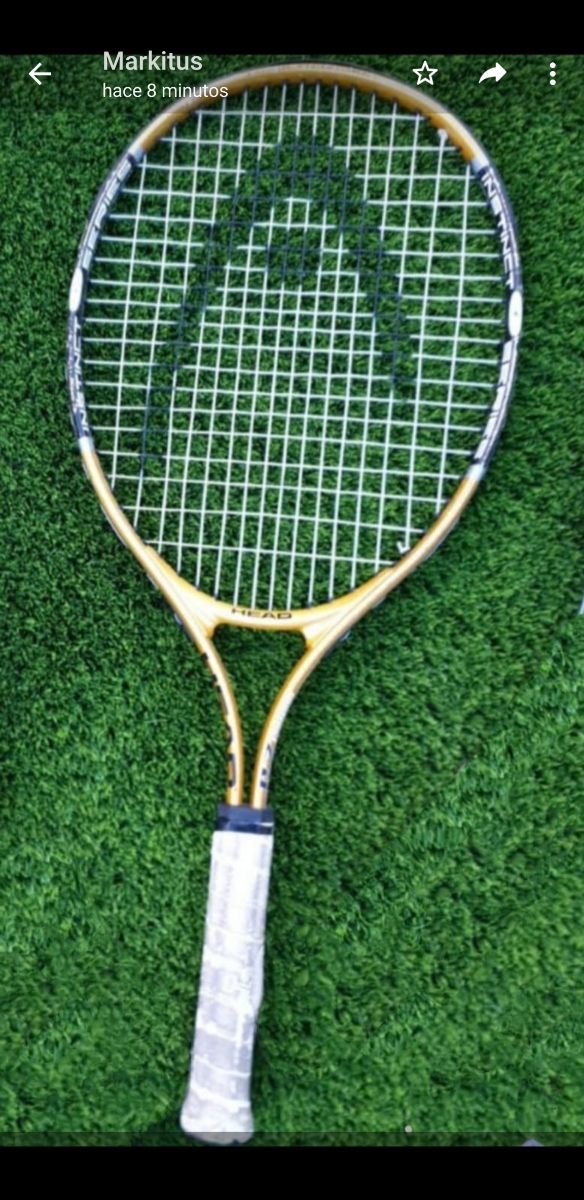 Raquetas a 10€. la roja está vendida.