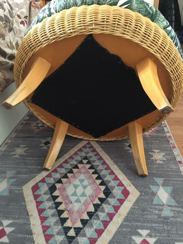 Poltrona/pouf vintage retrò restaurato anni '70