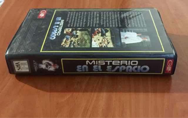 MISTERO NELLO SPAZIO (1985)