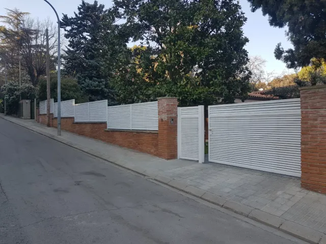 Puertas y escaleras