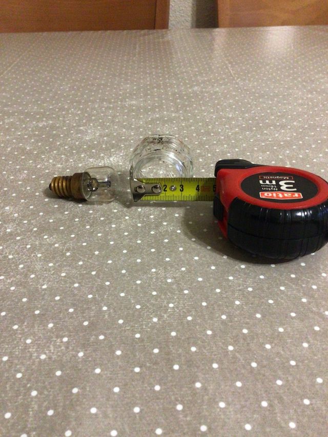 BOMBILLA Y CARCASA HORNO