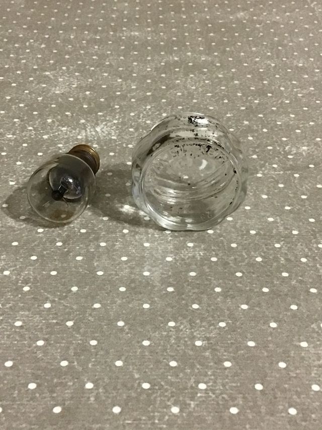 BOMBILLA Y CARCASA HORNO