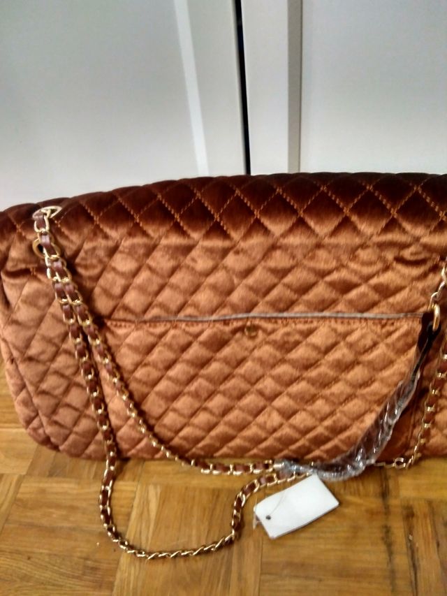 Bolso marrón nuevo. Regalazo.