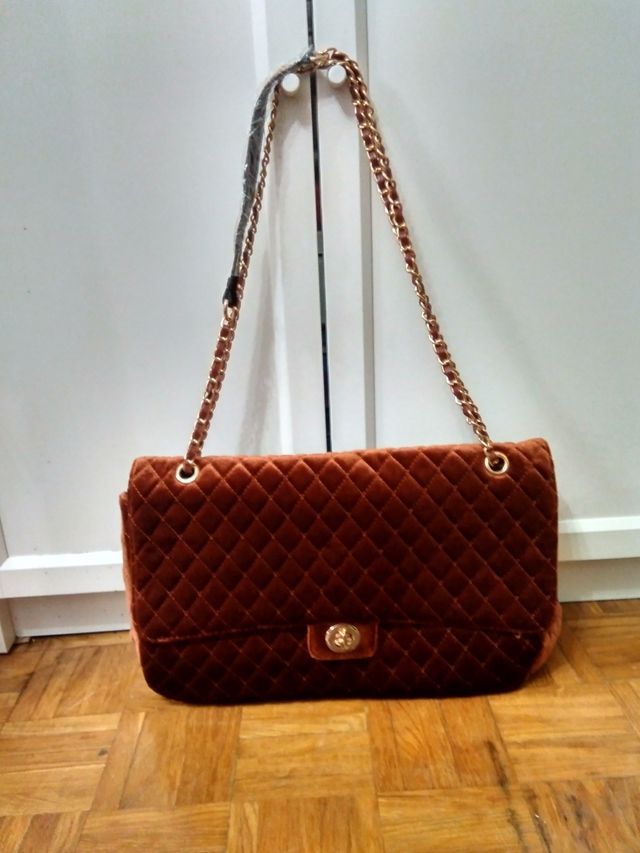 Bolso marrón nuevo. Regalazo.