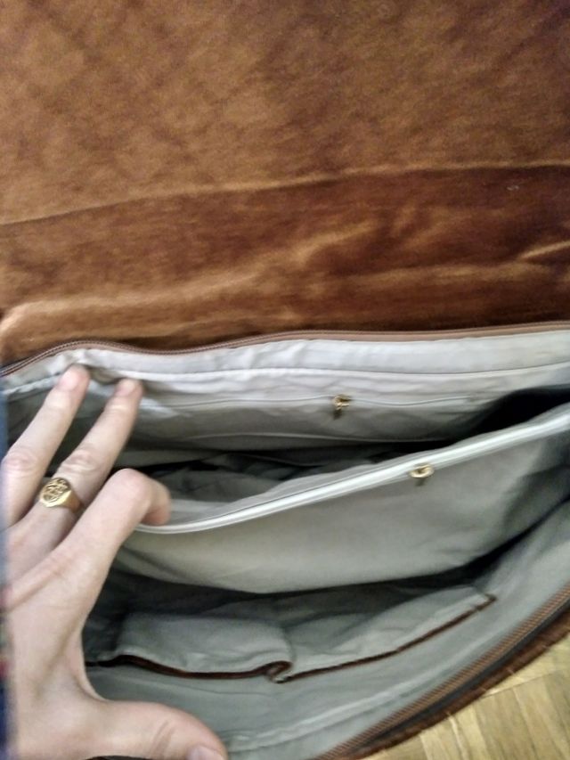 Bolso marrón nuevo. Regalazo.