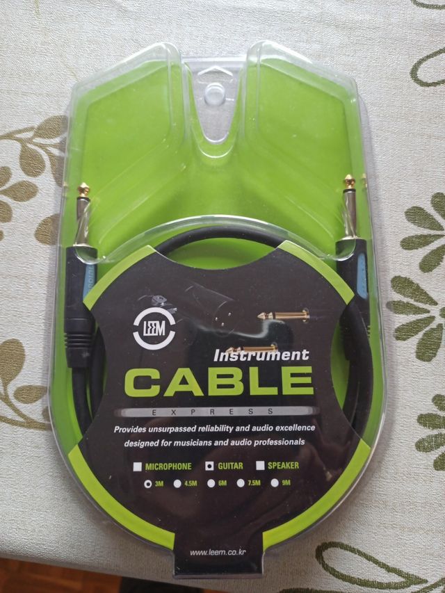 cable conexión, guitarra eléctrica