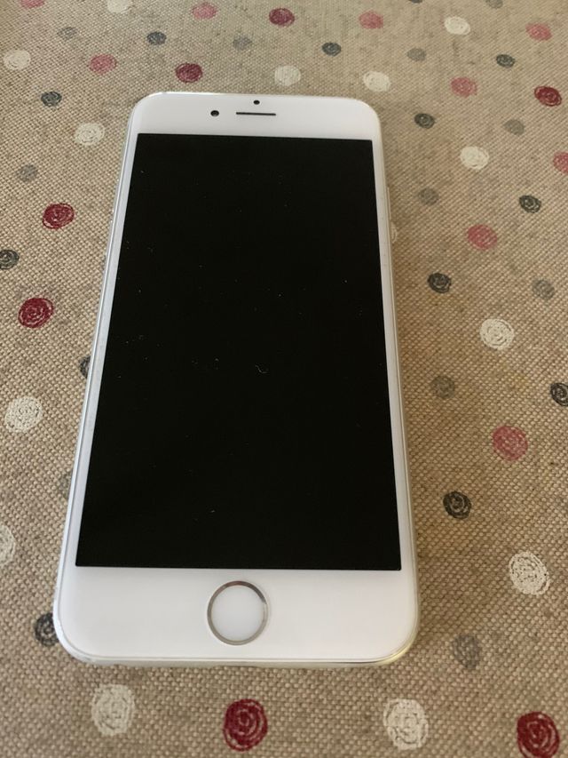 Iphone 6, 16gb+cristal+cable de carga+fundas