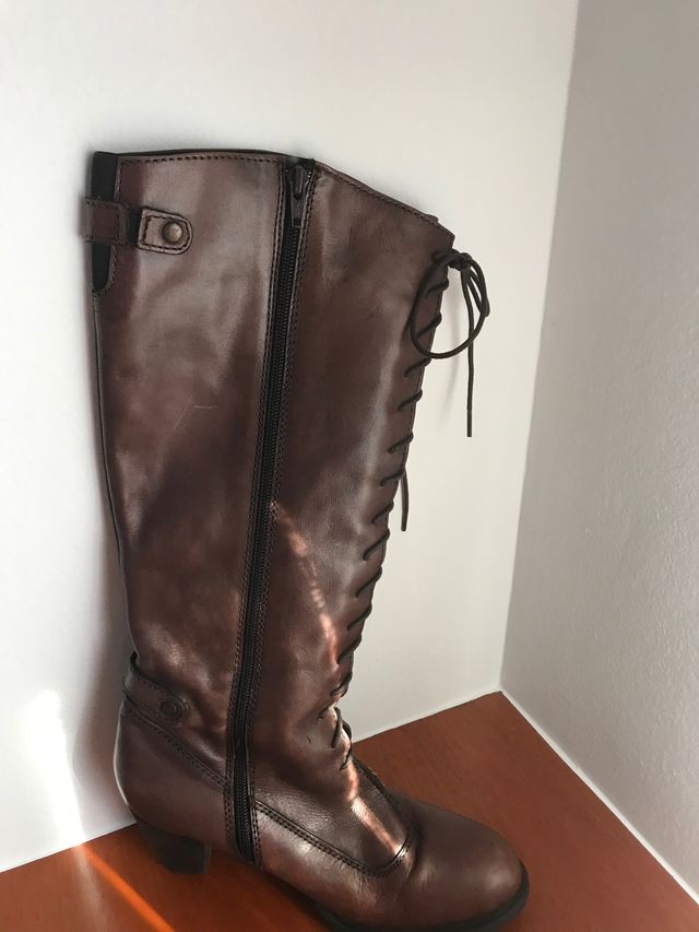 Botas marrones