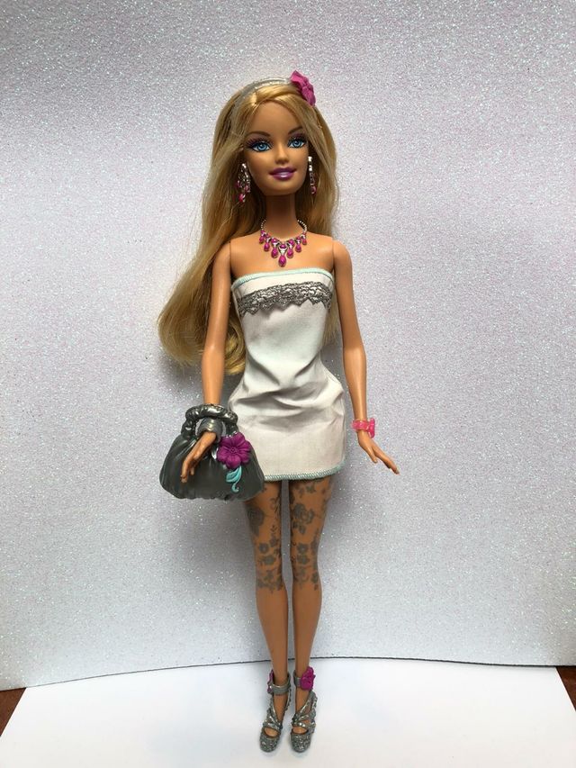 Barbie Vestido Mágico