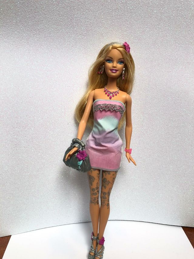Barbie Vestido Mágico