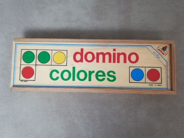 Dominó infantil de madera