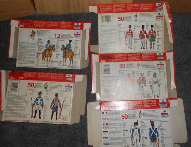 Scatole vuote, miniature 1/72, Esci, Revell.
