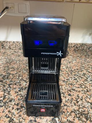 Cafetera Y3A Iperespresso Illy de 