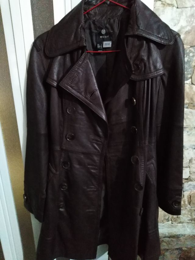 Chaqueta larga de piel