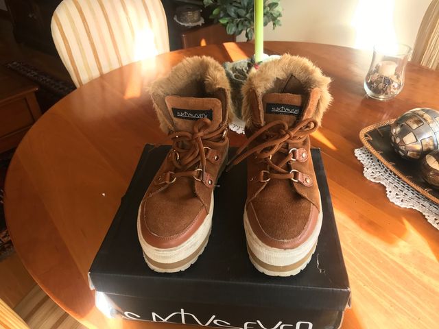 Botines invierno mujer. color camel