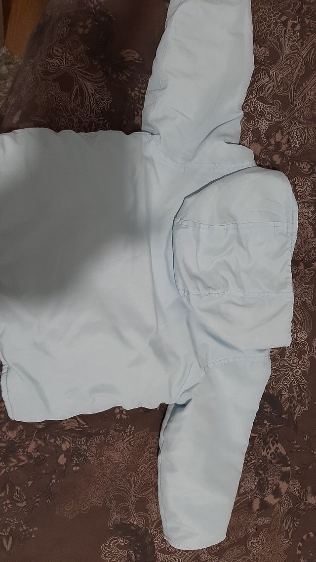 Ropa de bebe; abrigo de 24 meses