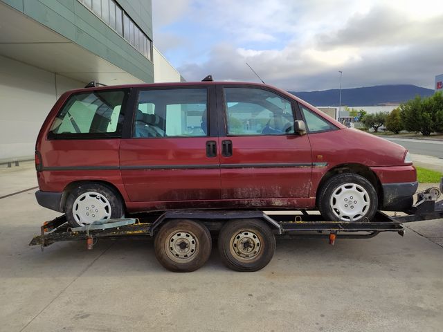 Alquiler de remolque portacoches 2000kg MMA