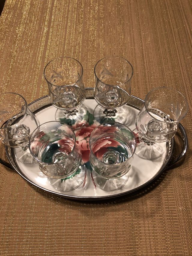 Copas de licor talladas