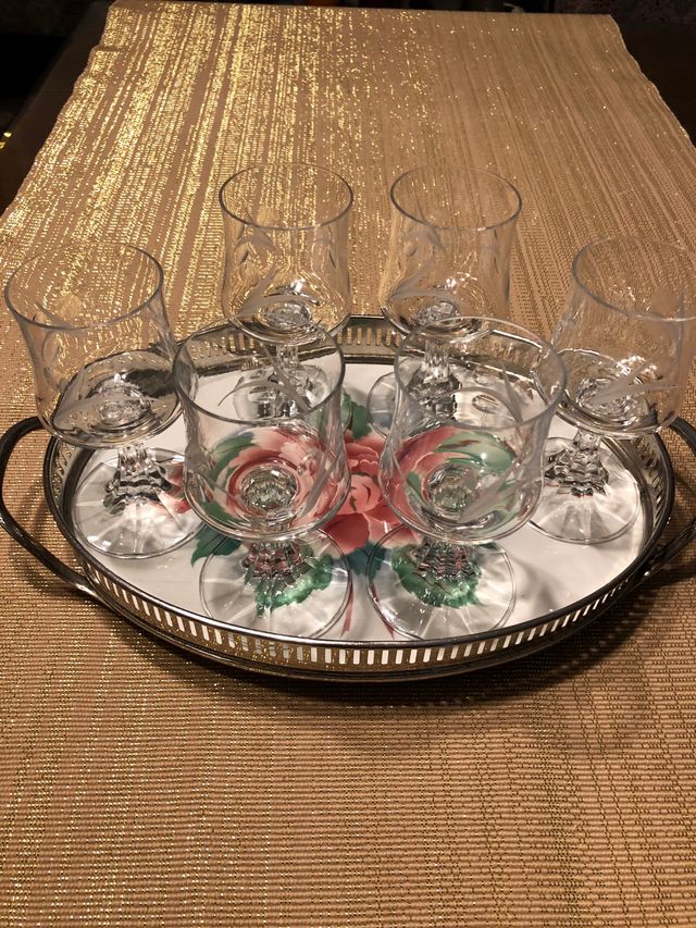 Copas de licor talladas