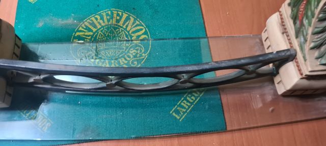 Estantería de cristal