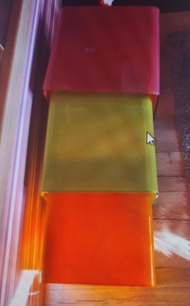 3 mesas auxiliares de Cristal Templado