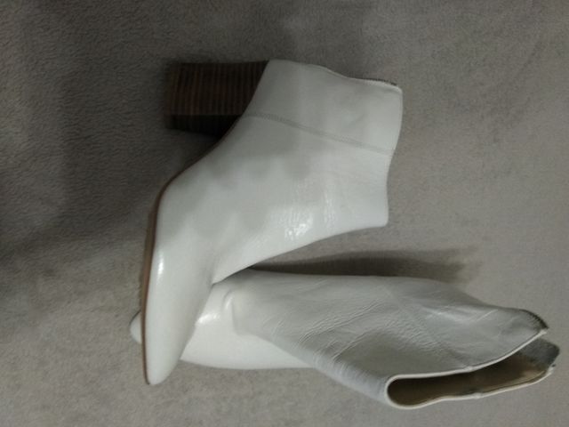 Botines Zara cuero blanco