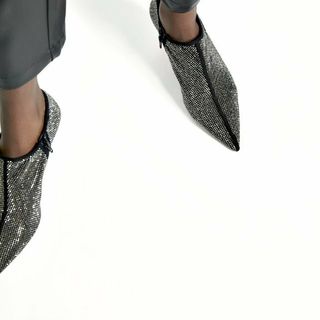 Botin zara brillantes de segunda mano por 18 EUR en Ciudad Real en WALLAPOP