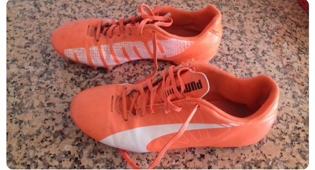 BOTAS DE FÚTBOL PUMA