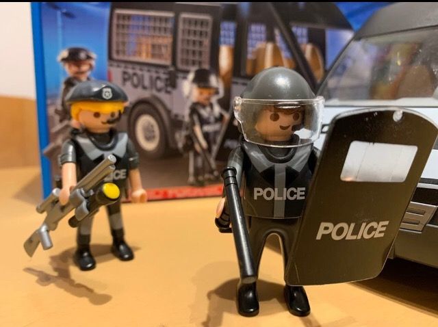 Playmobil city Action .. ref 6043