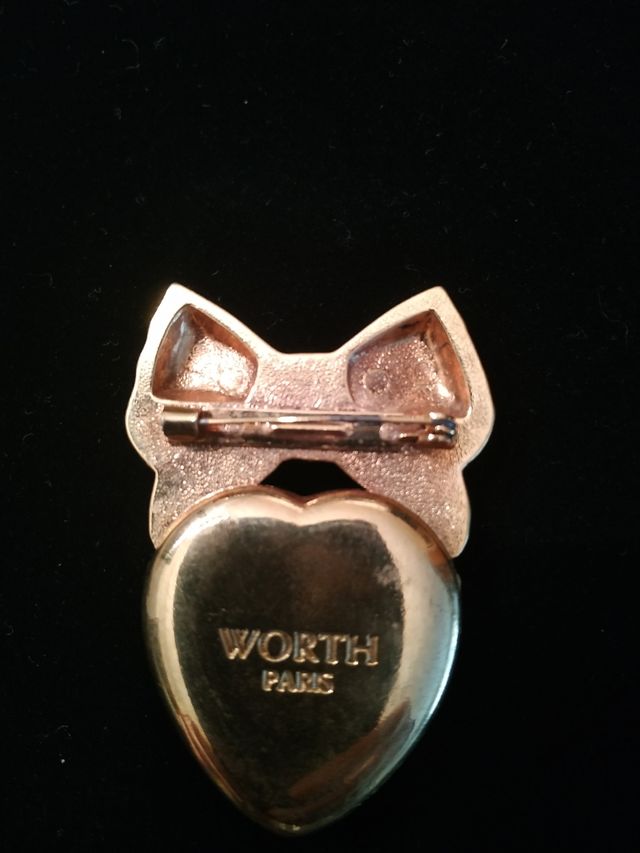 Broche Worth vintage