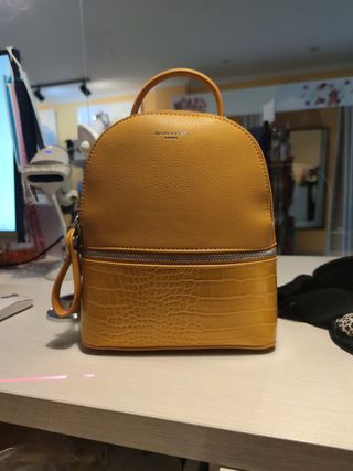 Mochila David Jones de segunda mano por 13 EUR en Saladar en WALLAPOP