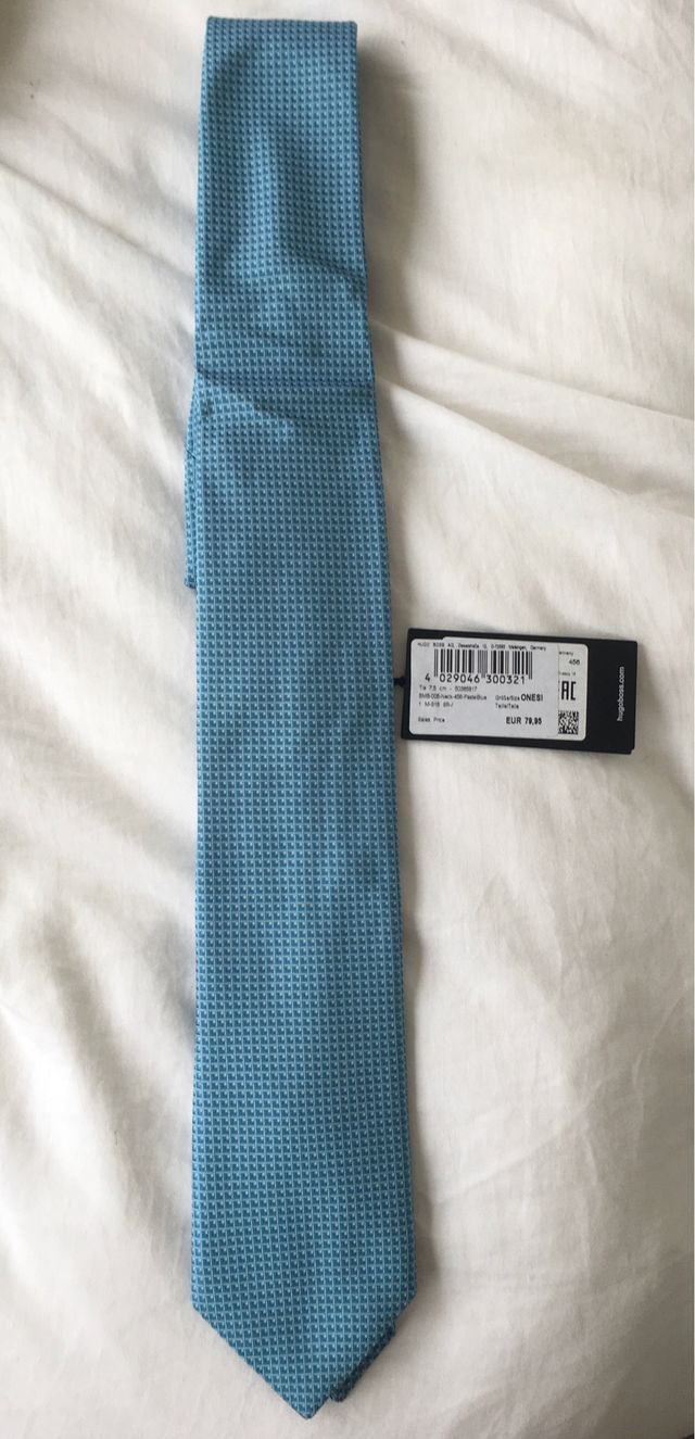 Corbata Hugo boss 100% seda made in italy pvp 79€