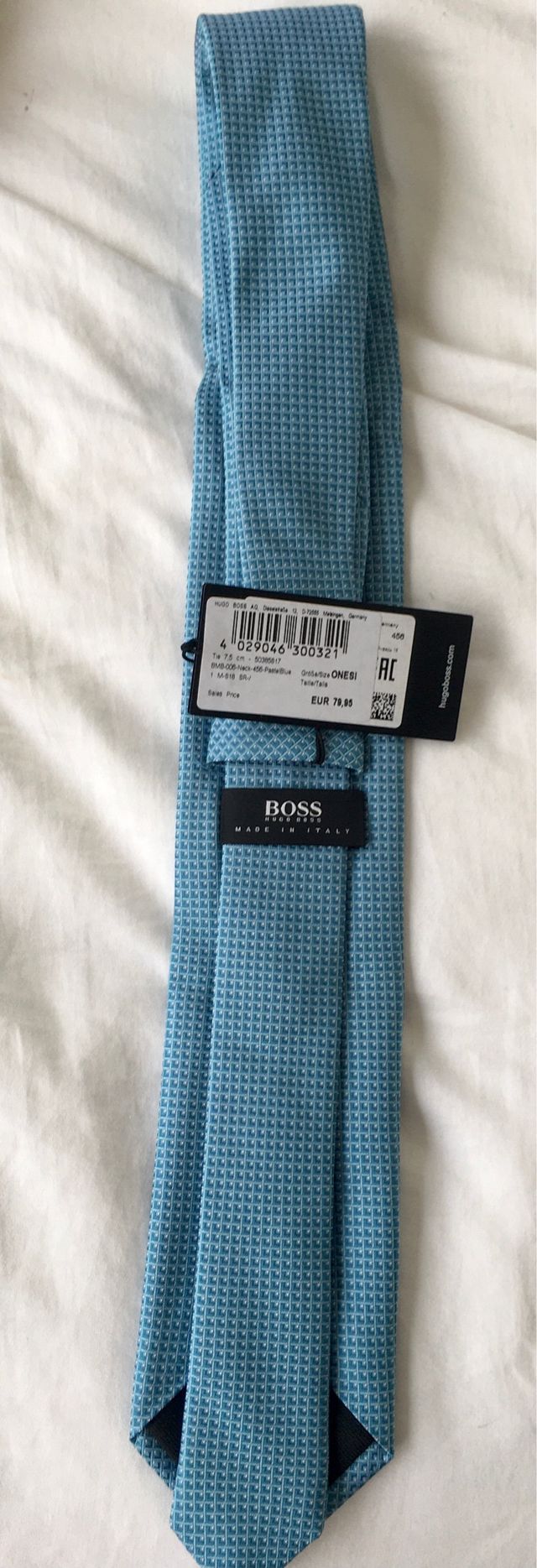 Corbata Hugo boss 100% seda made in italy pvp 79€