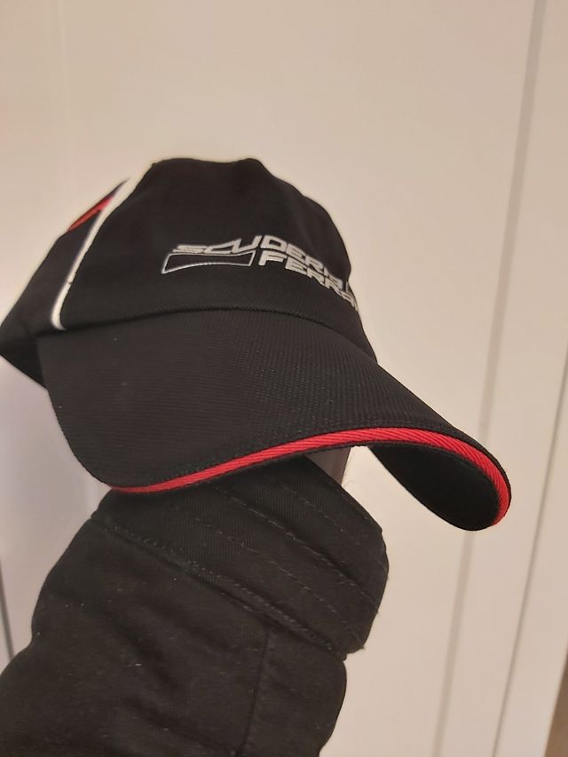 Gorra Oficial -original FERRARI scuderia