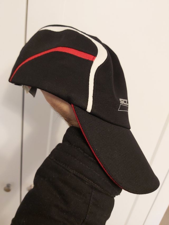 Gorra Oficial -original FERRARI scuderia