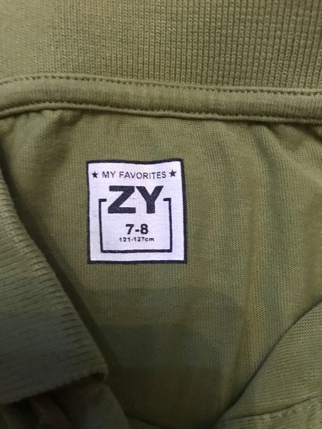 Polo verde talla 8 años y 12 años