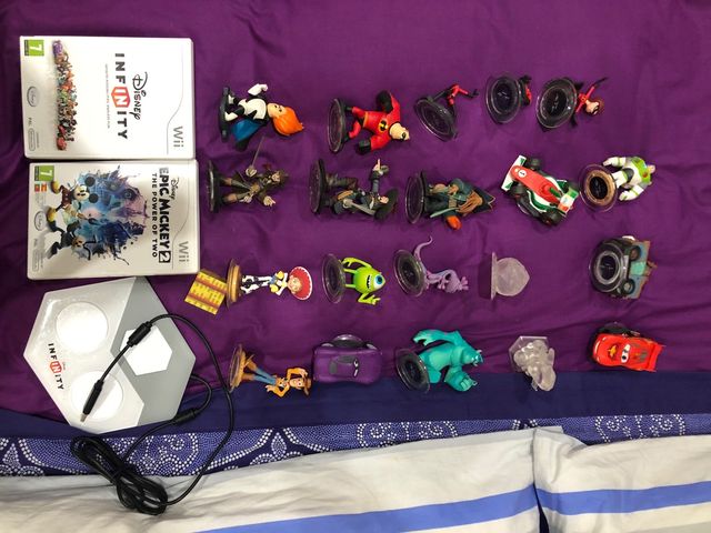 Muñecos y juegos de Wii U Disney infinity