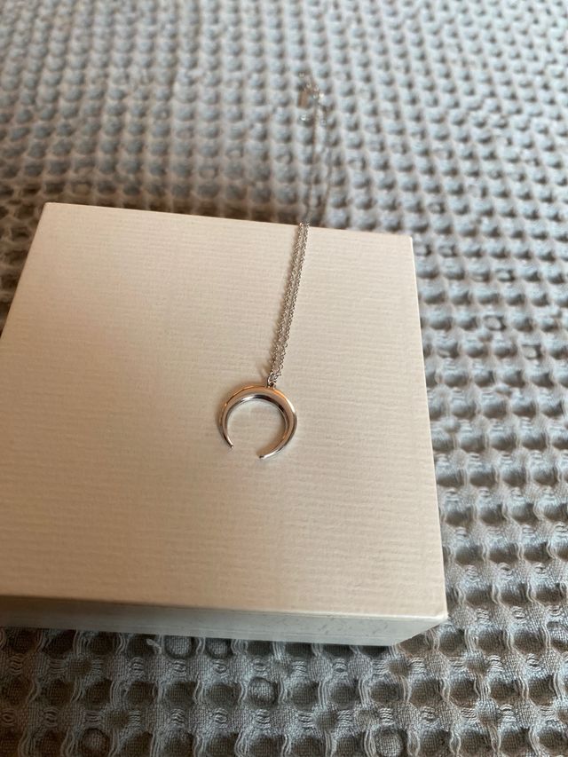 Colgante plata marca agatha cuerno