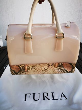 Bolso Candy Bag de Furla de segunda mano por 64,95 EUR en Valencia en  WALLAPOP