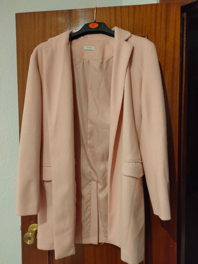 abrigo rosa largo